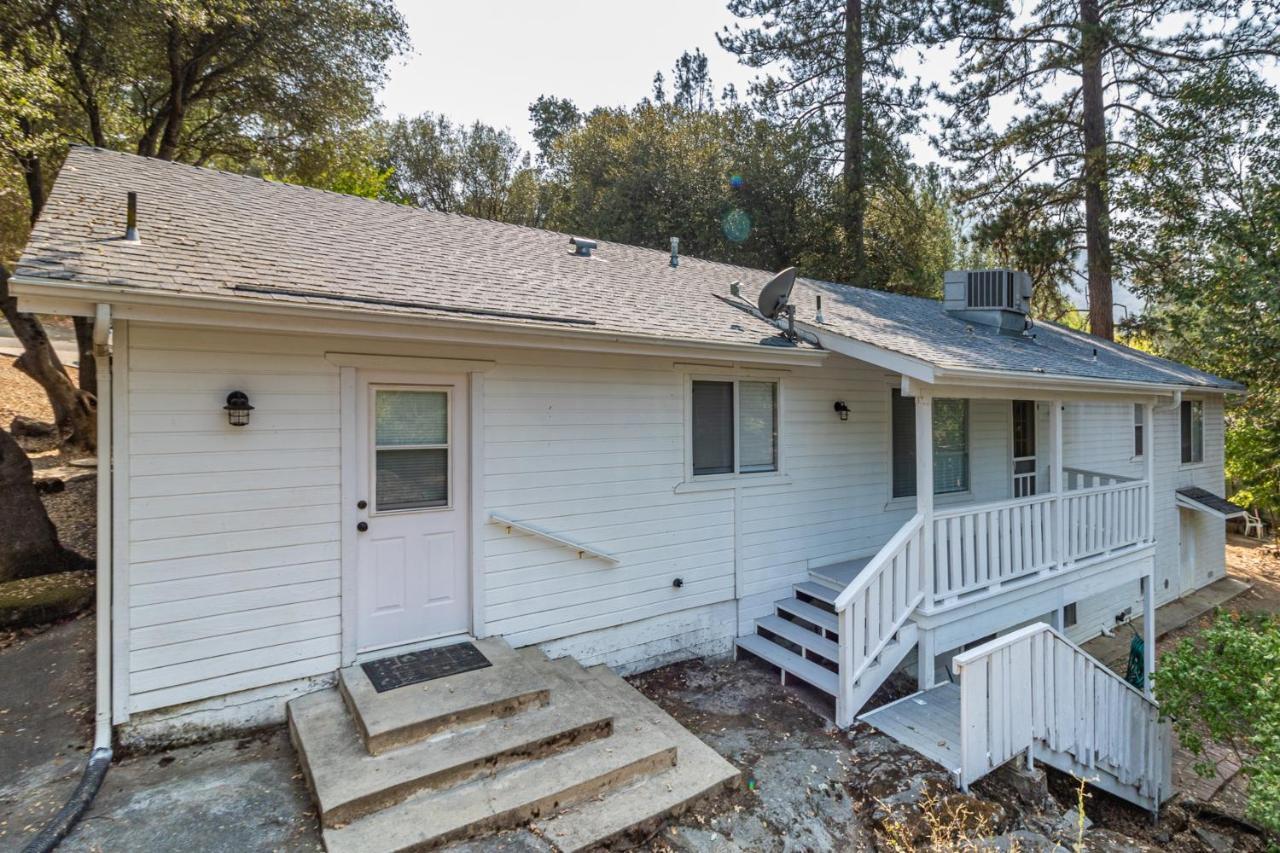 Pine Place Oakhurst Exterior foto
